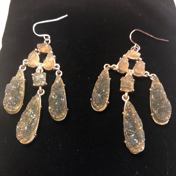 𝅺DRUZY grayish-Green chandelier earrings - Picture 1 of 1